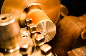 sustruh priecny posuv